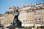 the symbol of Warsaw is the mermaid